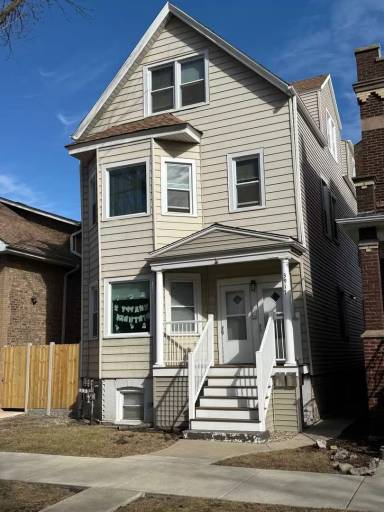 Main picture of 3917 N Saint Louis Ave