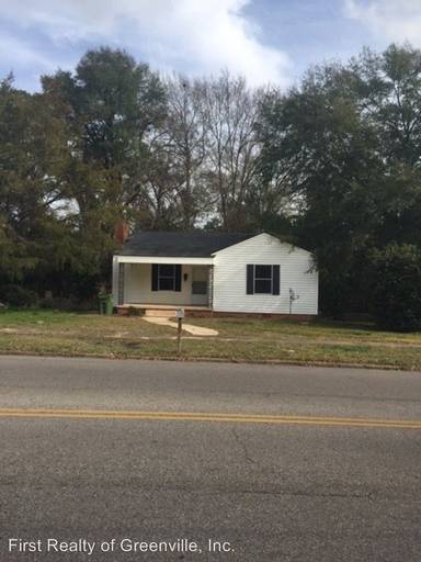 Main picture of 204 Fort Dale Rd