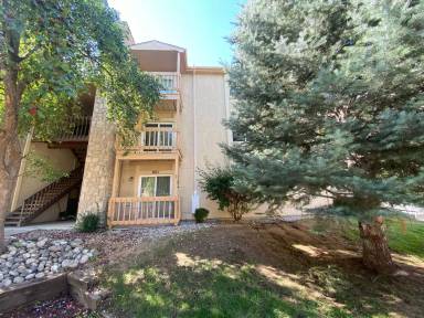 Main picture of 842 Tenderfoot Hill Rd
