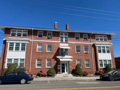 Main picture of 16 3rd St NW