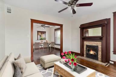 Main picture of 2710 Holmes St