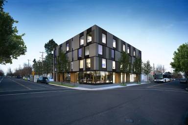 Main picture of 5510 N Denver Ave