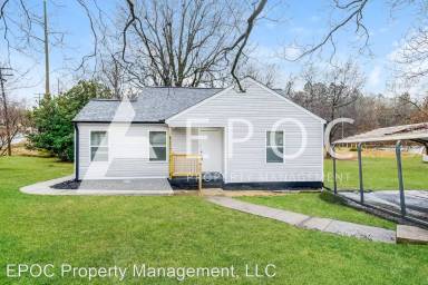 Main picture of 2100 Van Buren St