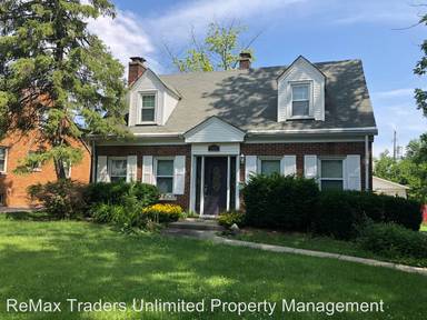 Main picture of 505 W Maywood Ave