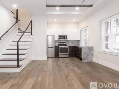 Main picture of 45 Broad St