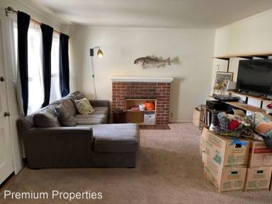 Main picture of 3157 Manor Ave