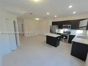 Main picture of Monterey Village