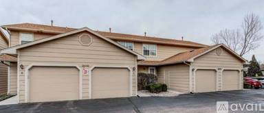 Main picture of 2410 Hamlet Ln