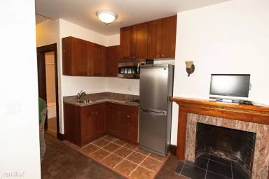 Main picture of 4 Chauncy St