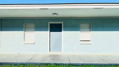 Main picture of 903 W 1st St