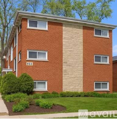 Main picture of 933 College Ave