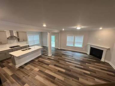 Main picture of 632 Cormiche Ln