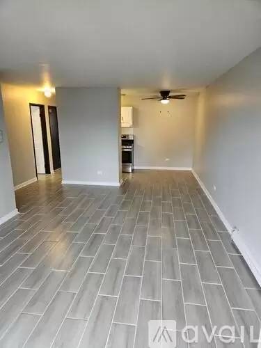 Main picture of 341 W Hawthorne Cir