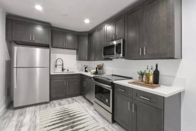 Main picture of 451 Coronado Ter