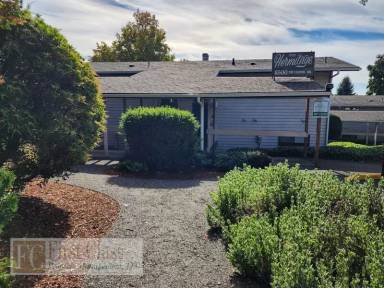 Main picture of 8500 SW Canyon Dr