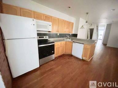 Main picture of 1408 N Willington St