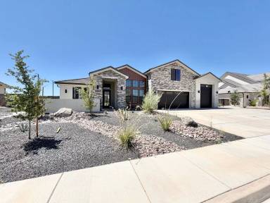 Main picture of 3134 E Blue Heron Dr