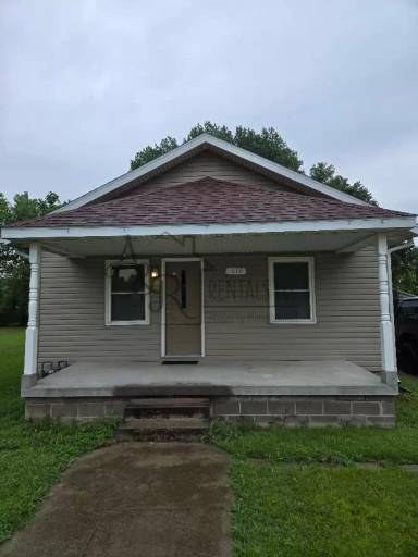 Main picture of 110 S Appleton Dr