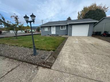 Main picture of 253 Camas Ct