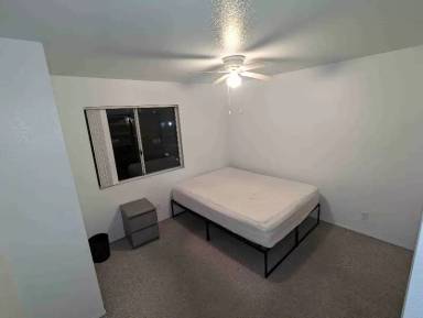 Main picture of 1075 Madden Ave