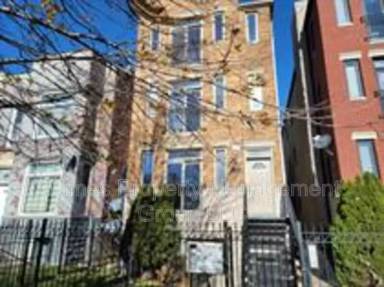 Main picture of 3112 W Monroe St