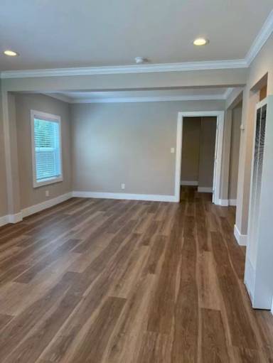Main picture of 1236 W 164th St