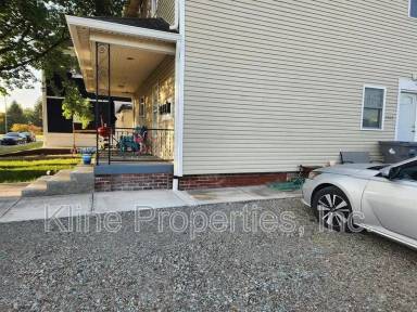 Main picture of 1048 High St
