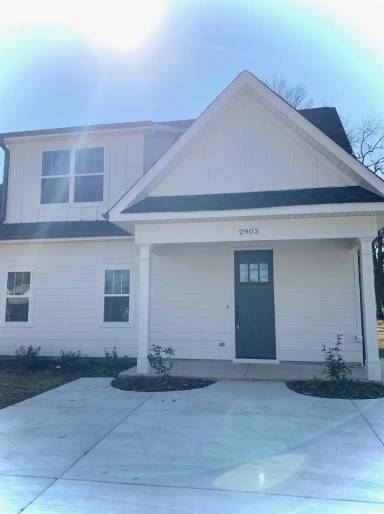 Main picture of 2903 9th Ave SW