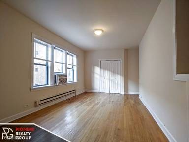 Main picture of 3720 1/2 N Pine Grove Ave