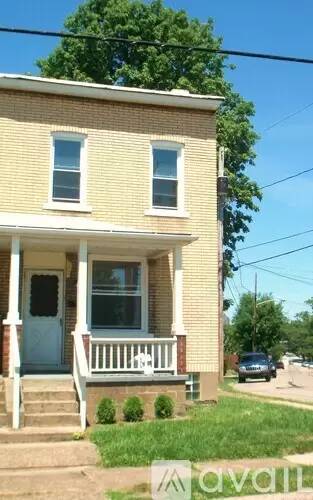 Main picture of 1717 Commercial St
