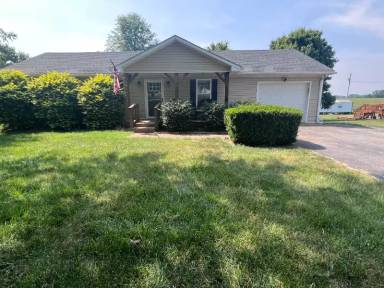 Main picture of 739 Vance Ln