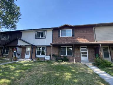 Main picture of 4804 E 13th St