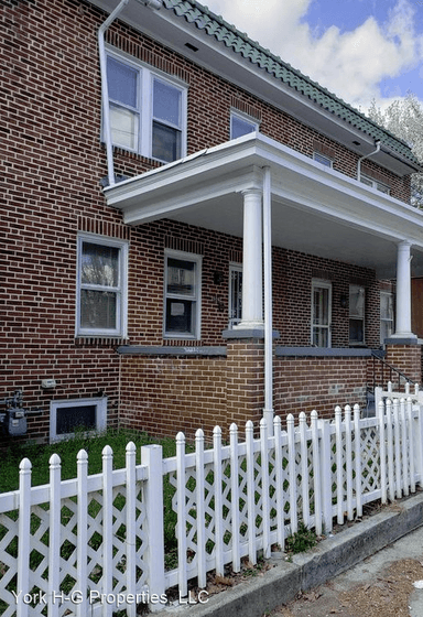 Main picture of 526 S 15th St