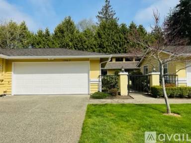Main picture of 15904 Village Green Dr