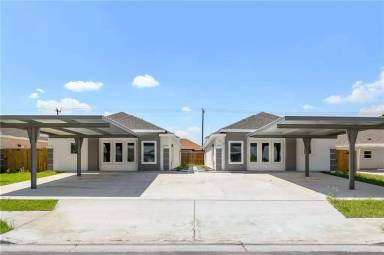 Main picture of 1217 S Xanthia St