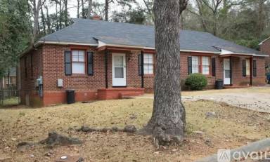 Main picture of 15 Muscogee Dr
