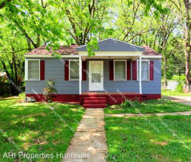 Main picture of 903 Crestline Rd NW