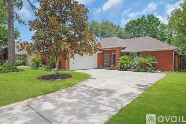 Main picture of 923 Long Prairie Dr
