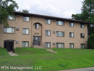 Main picture of 4621 University Ave NE