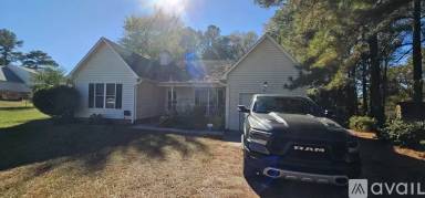Main picture of 41 Oakwater Dr