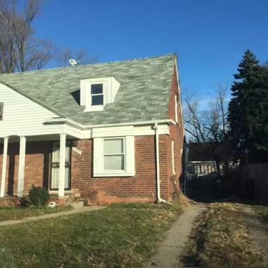 Main picture of 18296 Meyers Rd