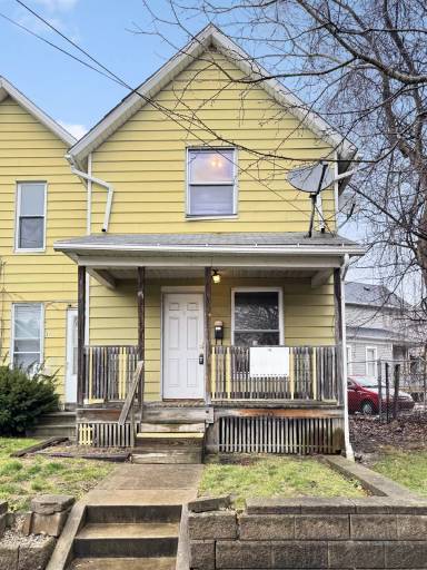 Main picture of 319 Torrey St
