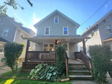 Main picture of 2322 14th St SW