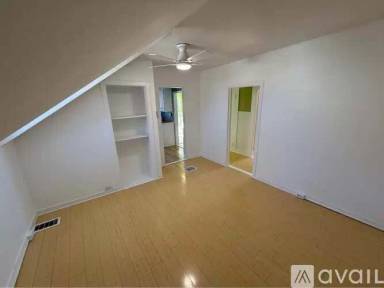 Main picture of 439 Essex St