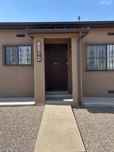 Main picture of 801 Ortiz Dr SE