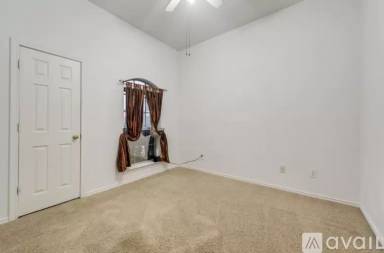 Main picture of 16236 University Dr