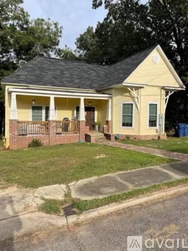 Main picture of 361 Madison Ave NE