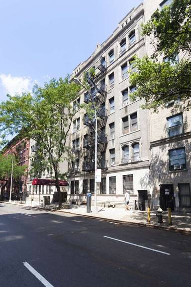 Main picture of 341 West 45th St