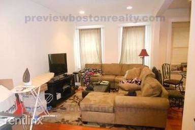 Main picture of 312 Tappan St