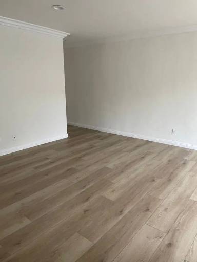 Main picture of 1602 Winona Blvd